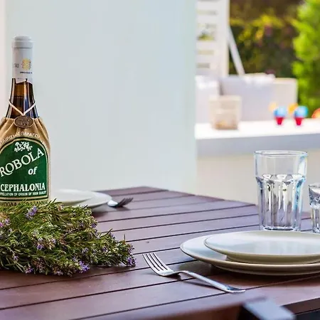 Les Residences Hébergement de vacances Svoronata