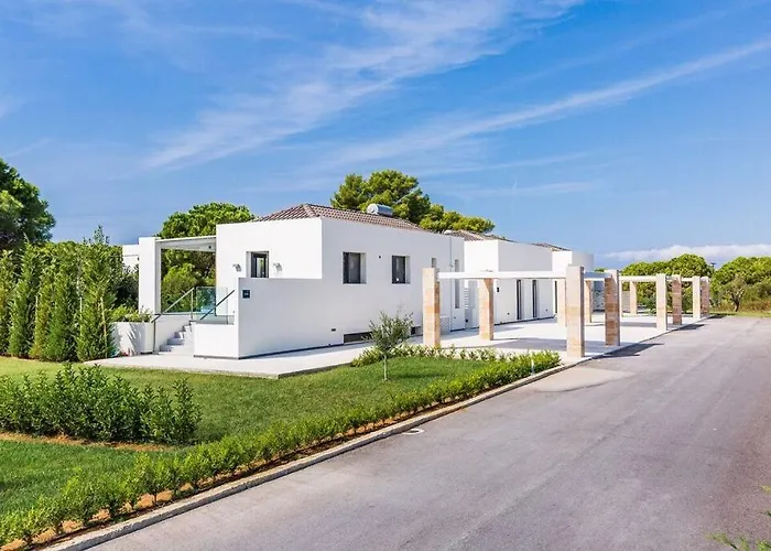 بيت للعطل Les Residences